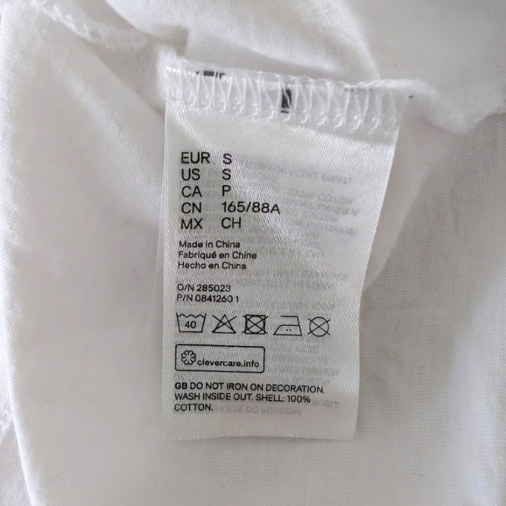 H&M Embroidered Sequin Cotton Seashell Tee - Picture 6 of 6